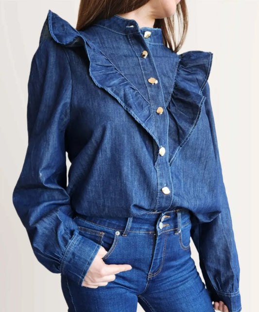 Blusa de Mezclilla con Vuelos y Botones Dorados
