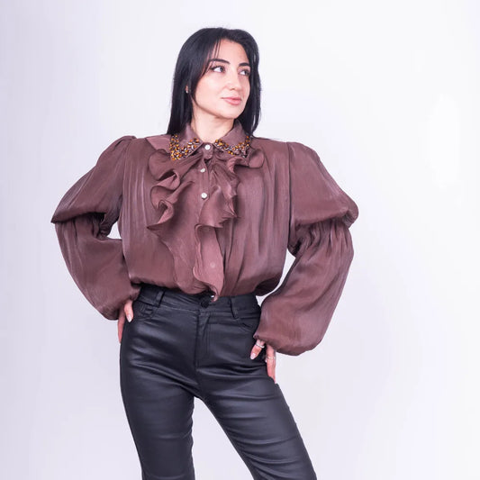 Blusa de Organza con Mangas Globo y Aplicaciones Brillantes